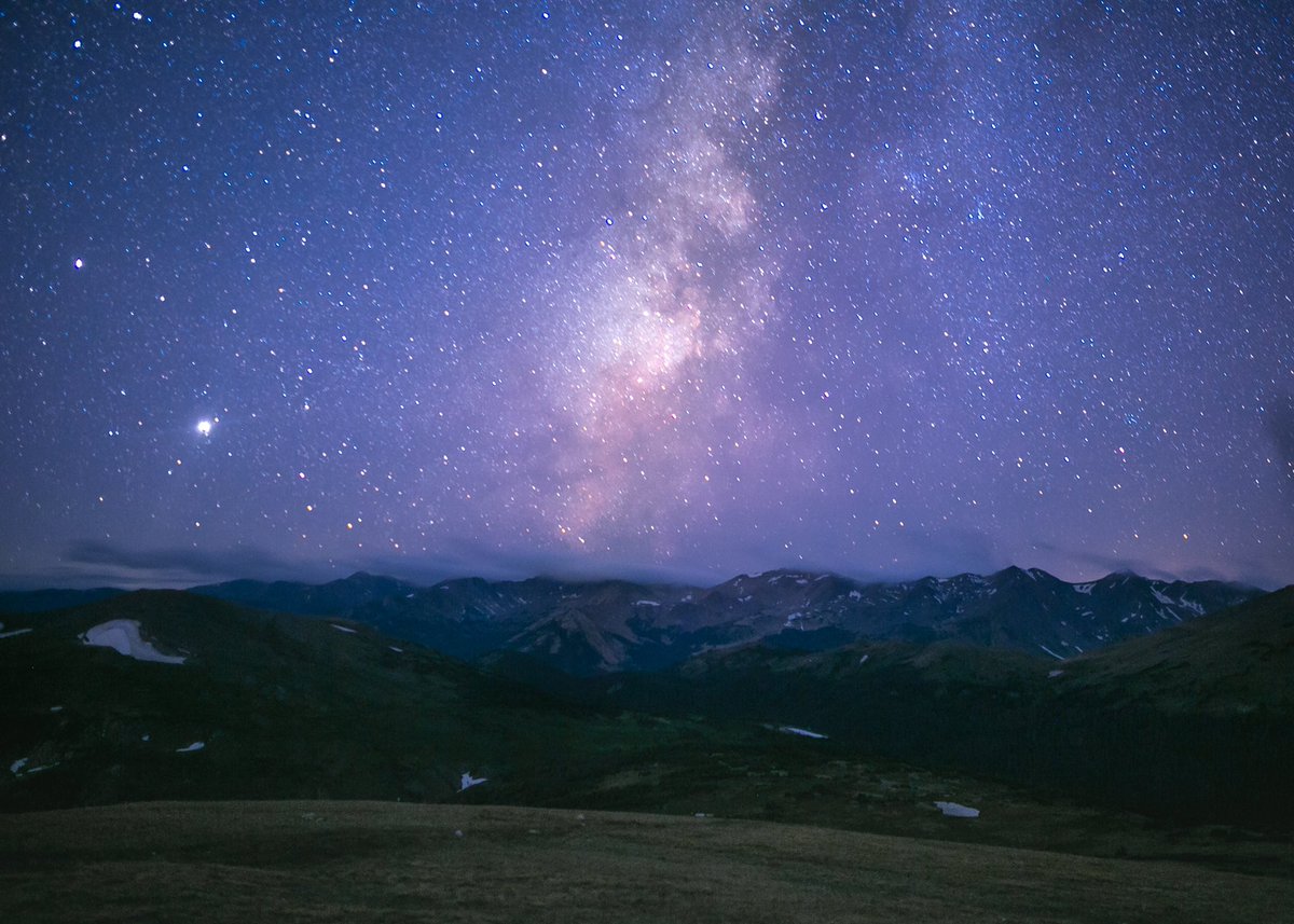 emilyshoots's tweet photo. do u ever sit and think about how incredible mountains and oceans and stars and trees are like even when life sucks it's pretty cool https://t.co/LPGPNcp6Zn