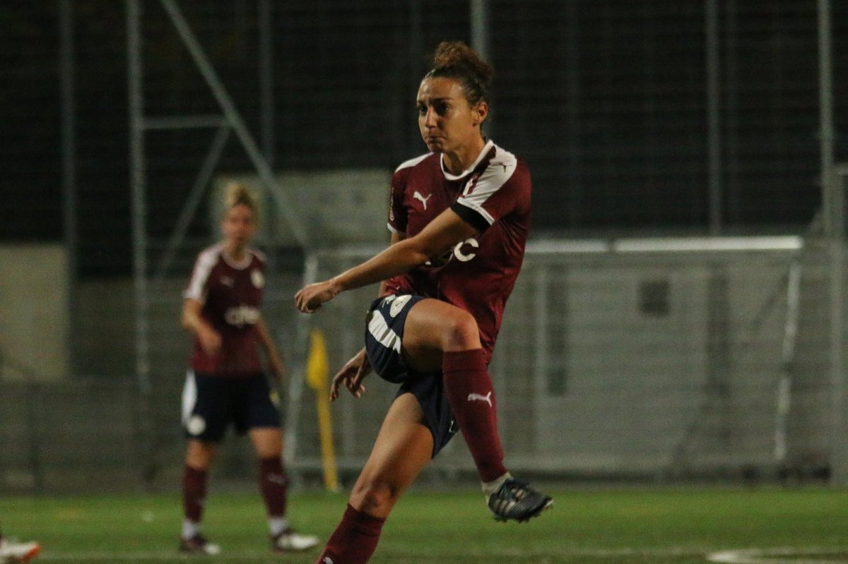 😜 No nos oblidemos que junto a <a href="/Peiro14/">Marta Peiró Giménez</a>, el <a href="/ServetteFCCF/">Servette FCCF</a>🇨🇭 cuenta con otra española🇪🇦, <a href="/PaulaSerrano91/">paula serrano</a>. Centrocampista de 2️⃣9️⃣ años canterana del <a href="/AtletiFemenino/">Atlético de Madrid Femenino</a>🔴⚪, que volverá a la que fue su casa durante siete años. #AtleticoMadrid #Servette