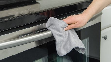 QuickieClean_'s tweet photo. You don't have to dread doing the dishes after your #Thanksgiving meal when you’re using #Quickie Non-Scratch Scrub #Sponges! They last 4x longer than cellulose sponges and are safe to use on non-stick cookware, dishes, and glassware. 🙌 Shop now @amazon: https://t.co/uhP86ZFFmF https://t.co/ZBe4oiEvei