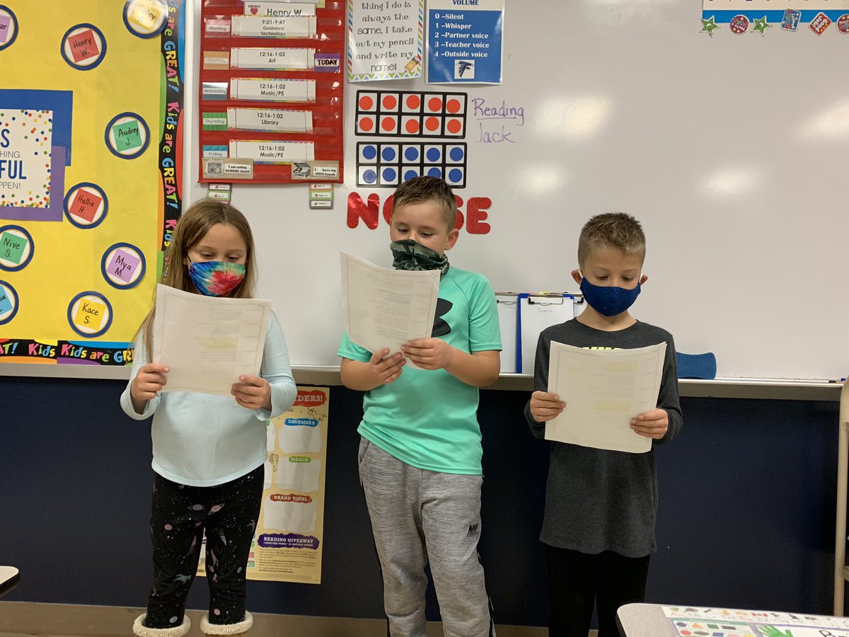 MsNiles2's tweet photo. Second grade readers theater helped with fluency and gratitude ❤️ 📚🦃 #freemanfalcons https://t.co/muwamDQdQA