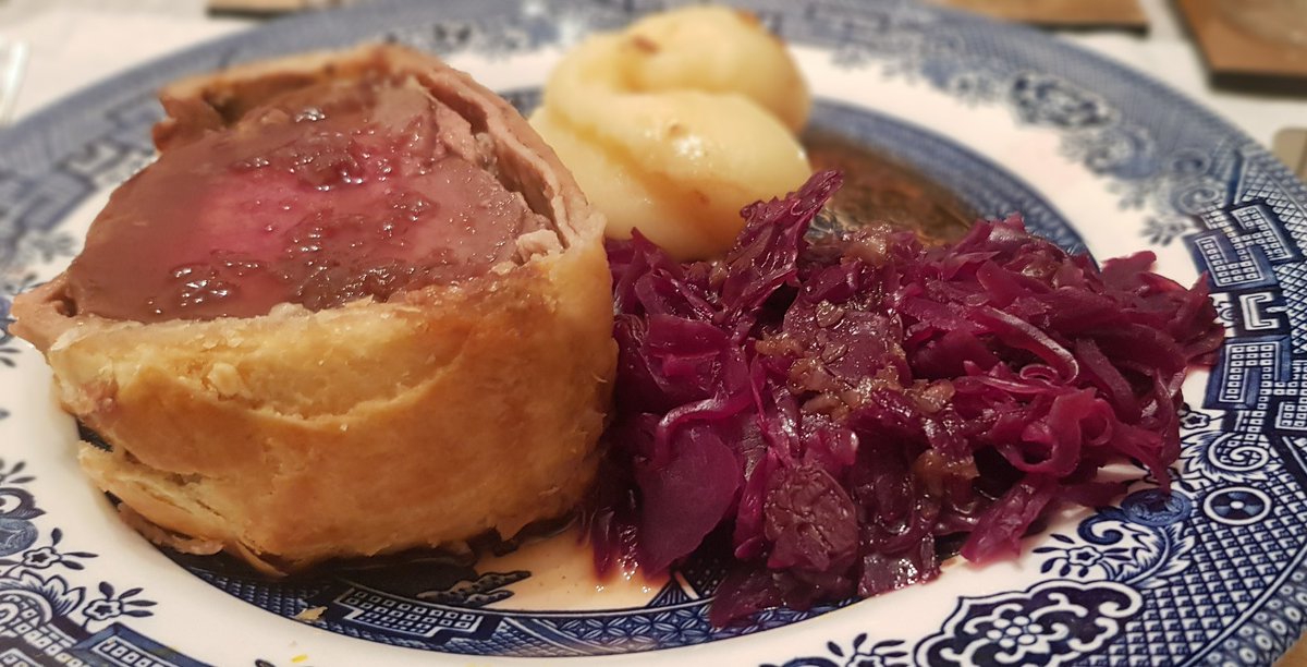 cken124's tweet photo. Wow that was so delicious! Beef wellington and sticky toffee pudding - the perfect pickmeup! Thanks for making the instructions so easy to follow and cook. @ChapterOneKent #chapteroneathome #pickmeup https://t.co/SuogkOjyfO