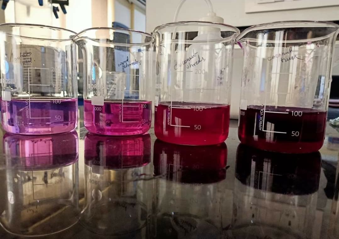 SanjitaPanigra2's tweet image. The cherry red colour is 🔥😍🔥
#labdiaries 
Extraction of Biosurfactants. 
#Biotechnology