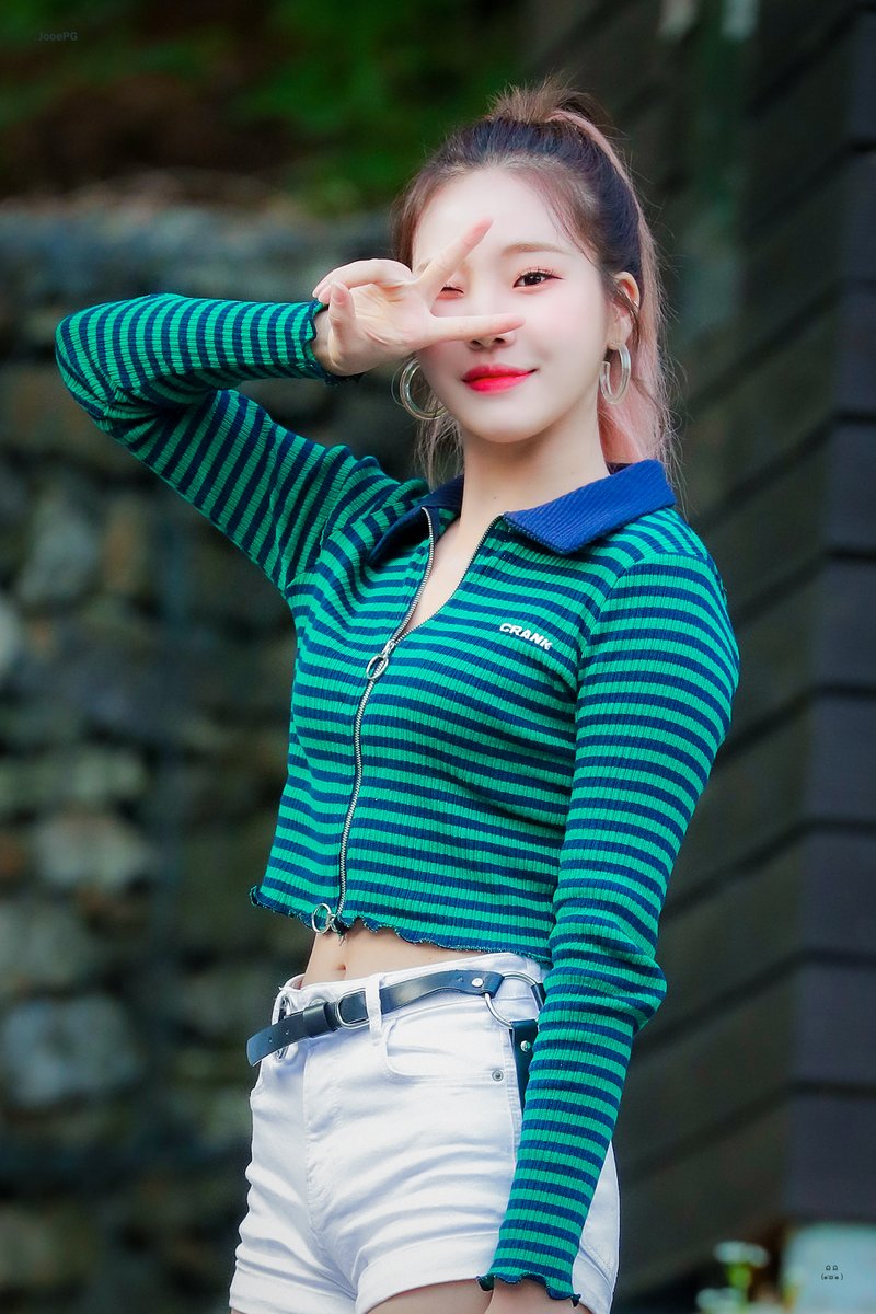 990818MB's tweet photo. 190614 주이

💚

#모모랜드 #MOMOLAND #モモランド
#주이 #JOOE #이주원 #ジュイ
@MMLD_Official https://t.co/krypjZWJR3