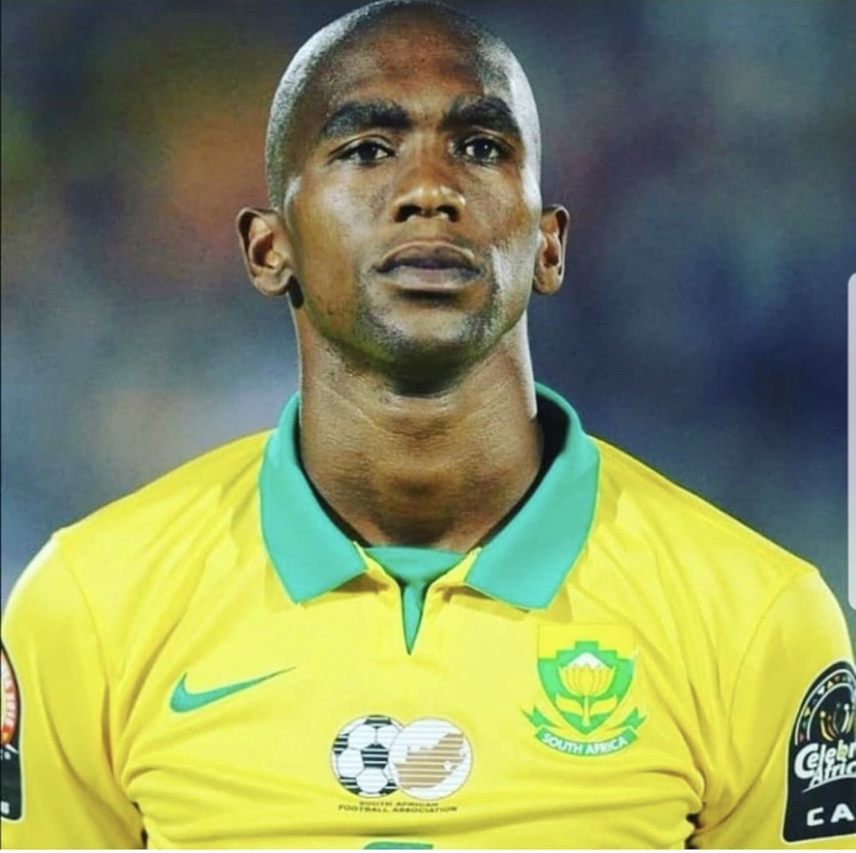 MarkMayambela_'s tweet photo. I used to tease him that I’m more famous than him in South Africa and people don’t know him😊then I saw Kevin Debruyne, Koulibally and Courtois honoring you and I take that all back❤️Respect. Honor. Legend. 
We lost a GIANT in your my brother. Allow me to honor you❤️RIP Gondwe🕊 https://t.co/HSJDprP5TR