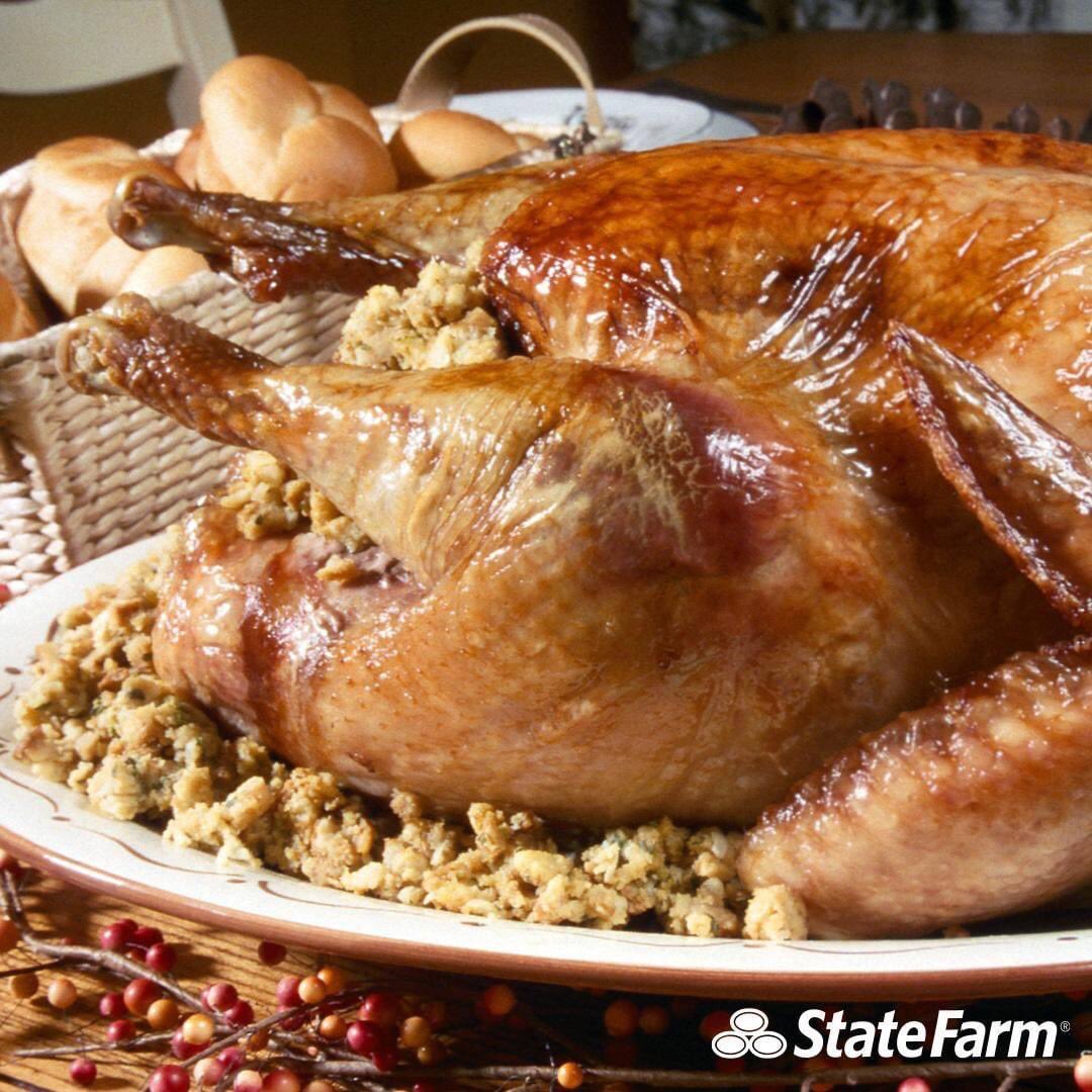 AgentLoriRamil's tweet photo. My team and I wish all our neighbors a safe and happy Thanksgiving! 🦃
.
Mi equipo y yo les deseamos un Feliz día de Acción de Gracias 🦃 https://t.co/bggYeNbih1