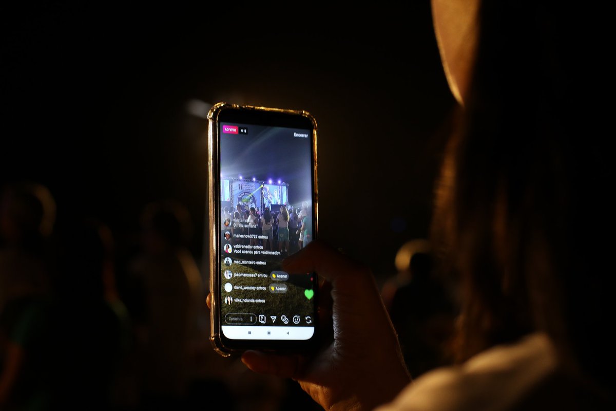 smpteconnect's tweet photo. In a quest to deliver high quality low latency live streaming media, two new solutions have emerged. Discover more in the Nov/Dec issue of the #SMPTE journal https://t.co/t08ZifXbL1 #cloudingest #cloudinfrastructure https://t.co/dORB6fIQt6