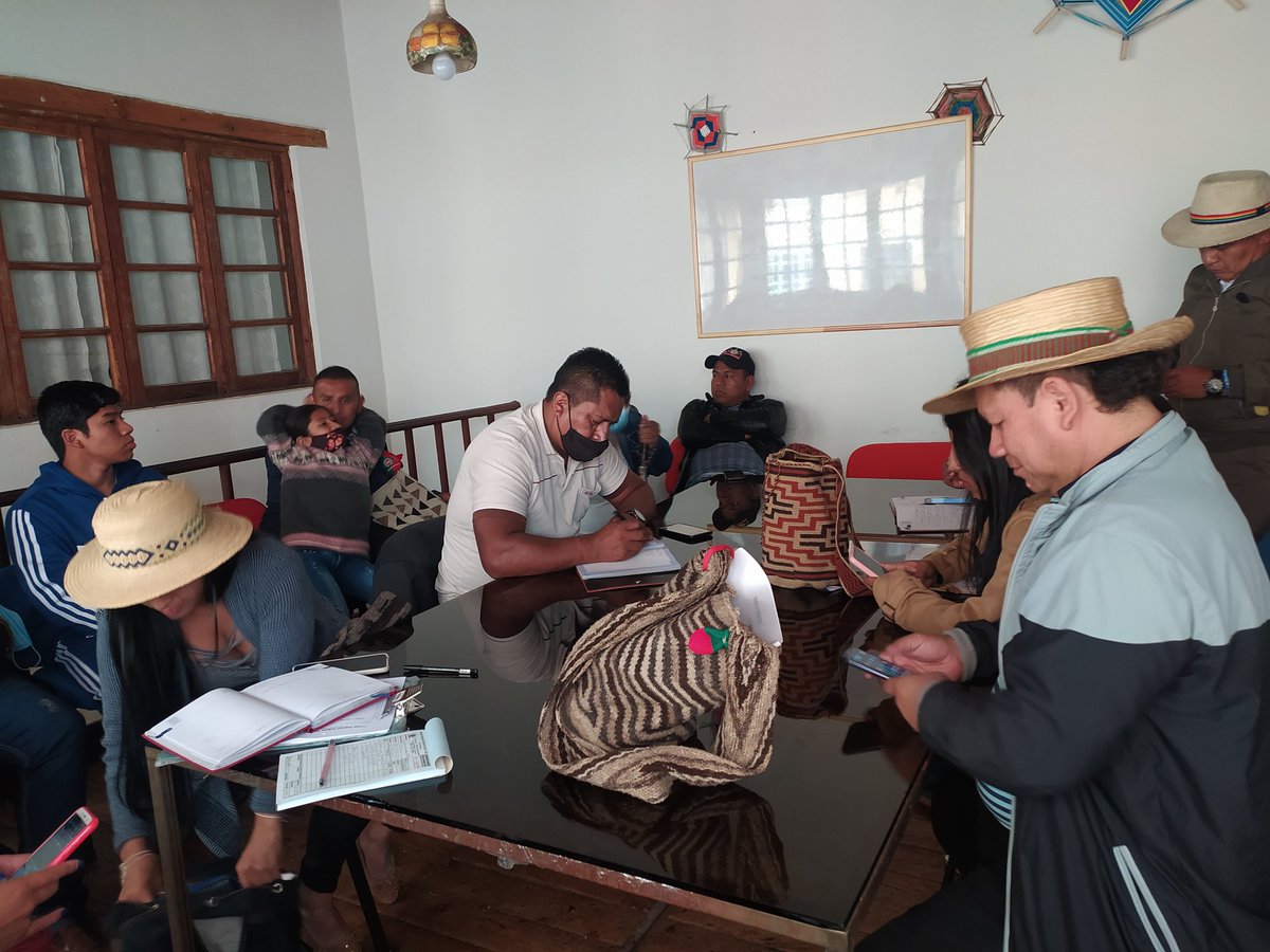 Cumpliendo el sueño de nuestros mayores, hoy de última detalles para el gran día del lanzamiento de la casa de pensamiento de <a href="/CRIC_Cauca/">Consejo Regional Indígena del Cauca (CRIC)</a> Nacional.
Caminando hacia la confederación de nacionalidades indigenas de Colombia.
<a href="/GuardiaIndigena/">Guardia Indígena</a> <a href="/ACIN_Cauca/">Cxhab Wala Kiwe - ACIN</a>