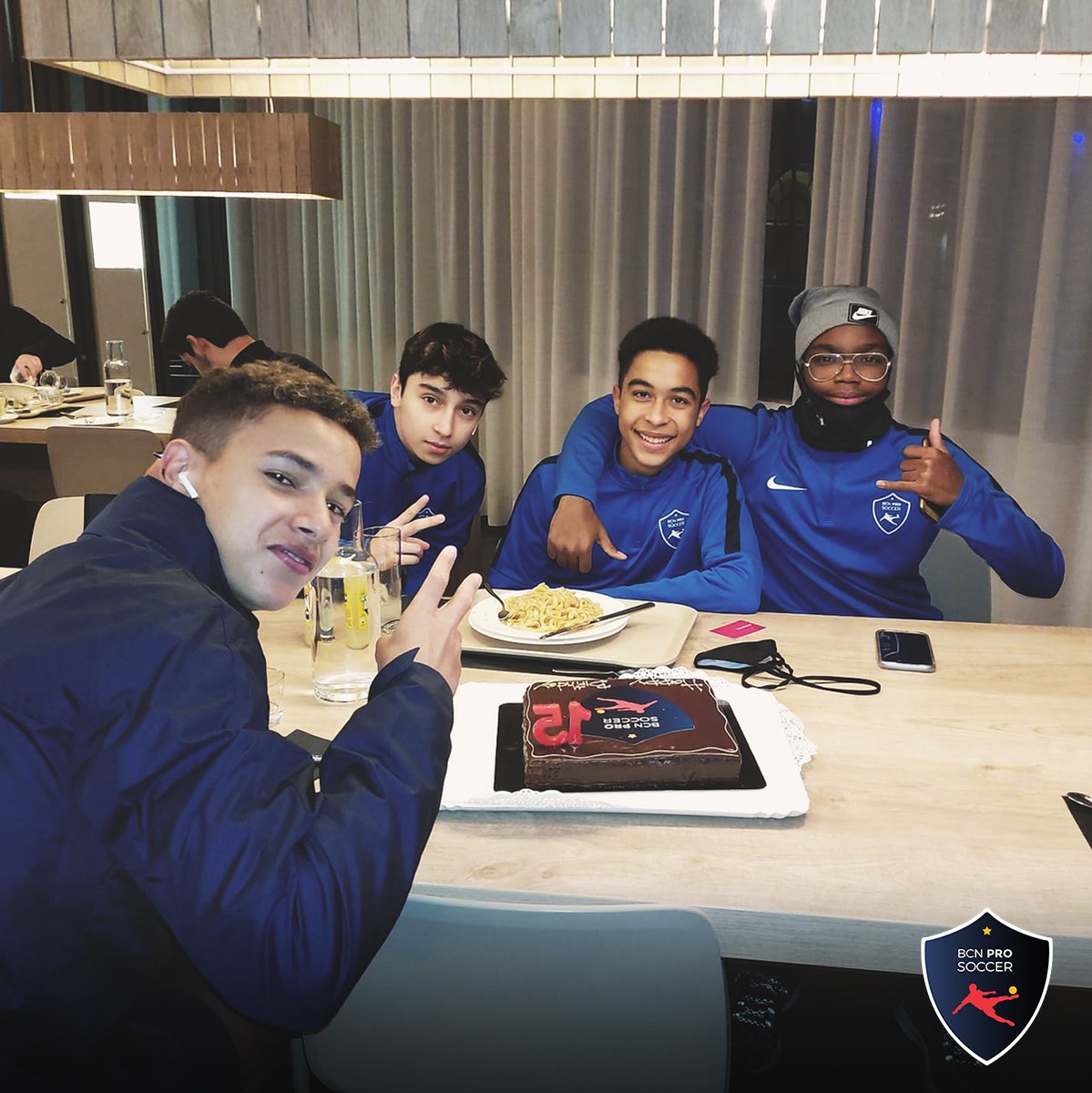 BCNPROSoccer_'s tweet photo. 🗓️ Such a special week!

➡️ BCN PRO's residence players celebrated Lucas's birthday 🎂🎉 together!

Coming back to regular training is the best present, right? 😉🎁

#WherePlayersAreMade ⭐
#BCNPROElite ⚡⚽ https://t.co/usUyLuXsd1