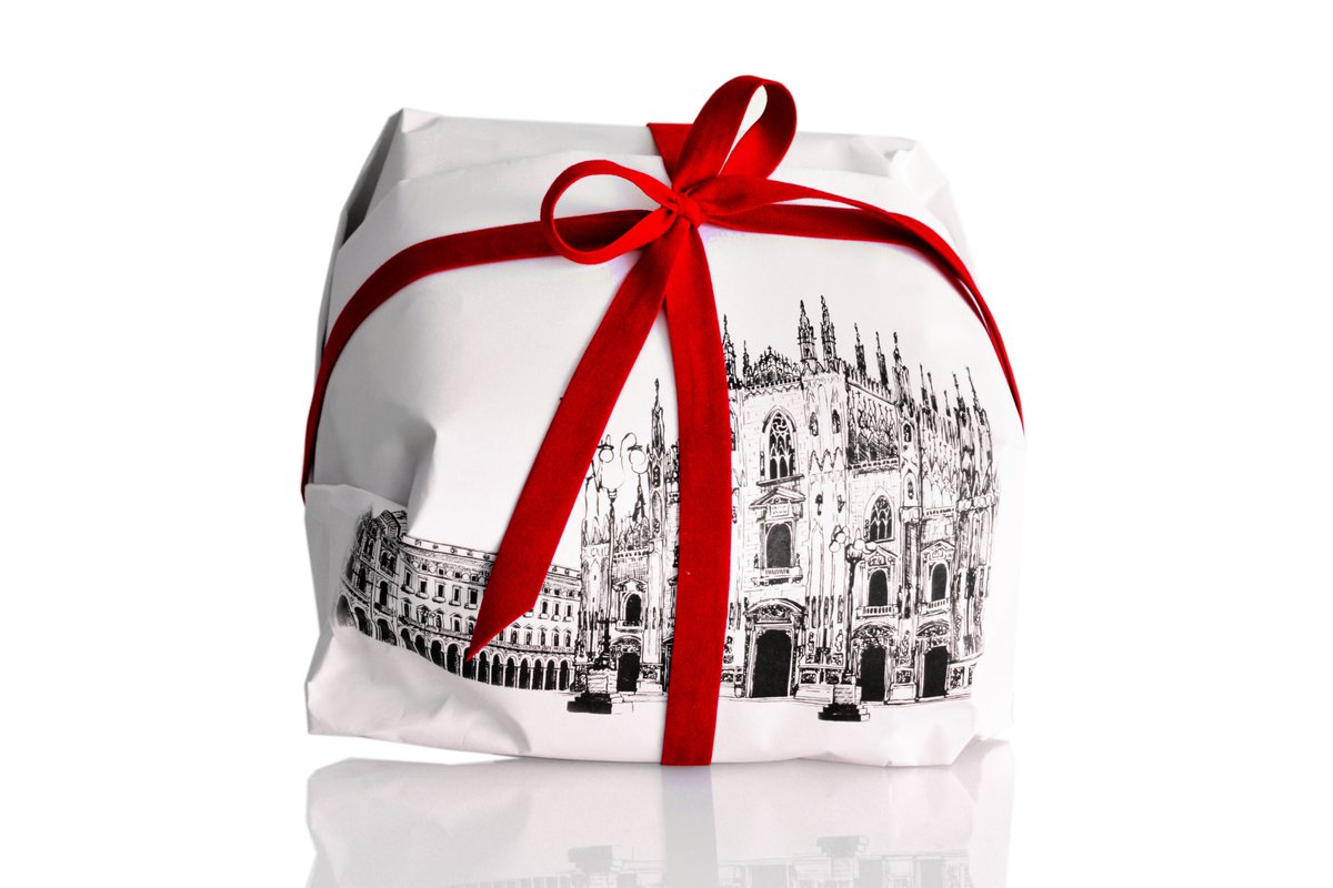 They are here! Panettoni di Milano, with a very special packaging designed just for us, have finally arrived. Couldnt be more excited!😍😍😍 #Christmasgifts  #panettoni #Christmas2020 #milano theredbeetle.com/collections/ve…