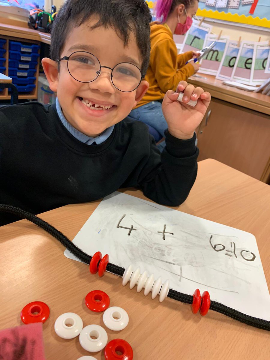 BurghPrimary's tweet photo. P1 exploring lots of different ways to make 10 today @SLCNumeracy @EducationSLC @BurghBeginners #maths #TeamBurgh https://t.co/COtt8iaoyh