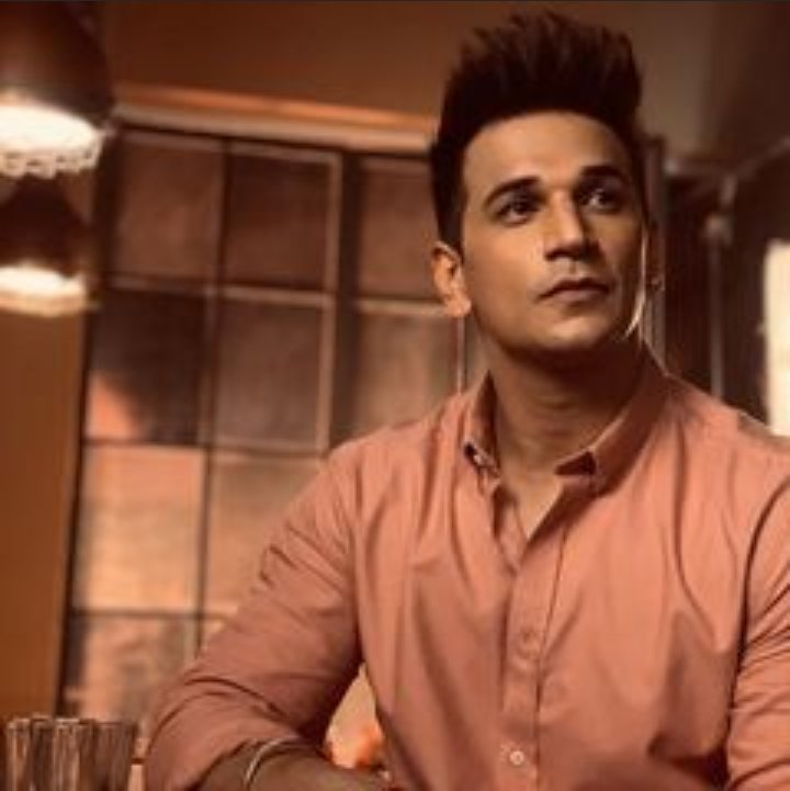 Tejasgo13063735's tweet photo. Many more happy returns of the day to my inspiration @princenarula88 @yuvikachoudhary #princenarula #privika https://t.co/nu0RuN5VmS