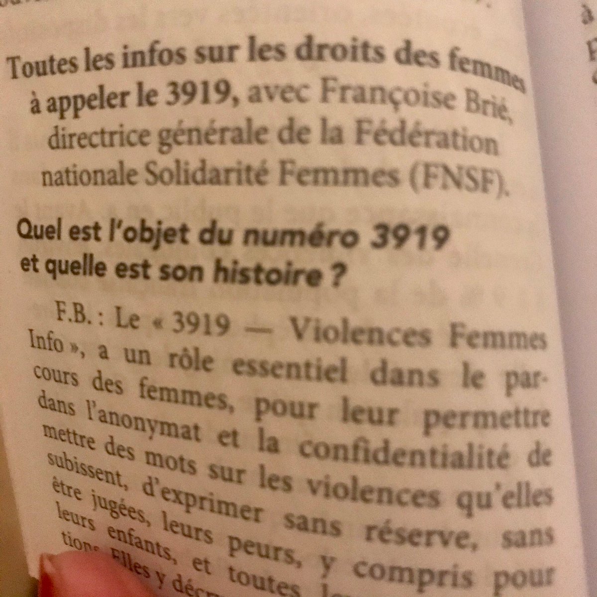 MarleneSchiappa's tweet photo. Depuis 1992, la Fédération nationale solidarités femmes gère le numéro d’accompagnement des femmes, 3919 ☎️
Fière de leur donner la parole dans «Les droits des femmes face aux violences» et de leur verser 100% des droits avec @Dalloz
Leur expertise unique doit être valorisée 🙌🏾 https://t.co/mwp0ONDzCZ