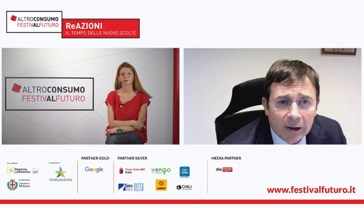 Altroconsumo's tweet image. In un caso recente siamo intervenuti contro una terapia che vantava benefici contro il coronavirus e che spingeva un’attività preventiva da svolgere in casa. Da marzo le segnalazioni sono state tante, anche di prezzi eccessivi. Giovanni Calabrò di @antitrust_it a #FestivalFuturo