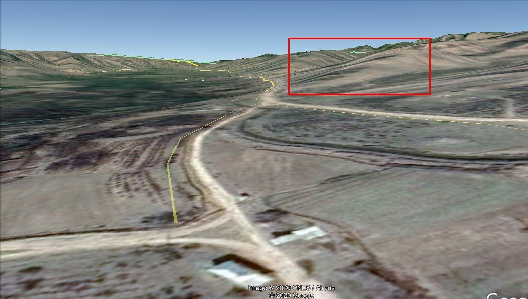 16. The location of the 4th pic is here  https://goo.gl/maps/jo3khLSfYYNd4ggbA on the Azeri army's initial axis of advance north towards Lacin. The vehicles + D-30 are in front/next to the road sign marked by the red arrow in 4th slide. Thanks to  @azyakancokkacan for the slides + geolocation.