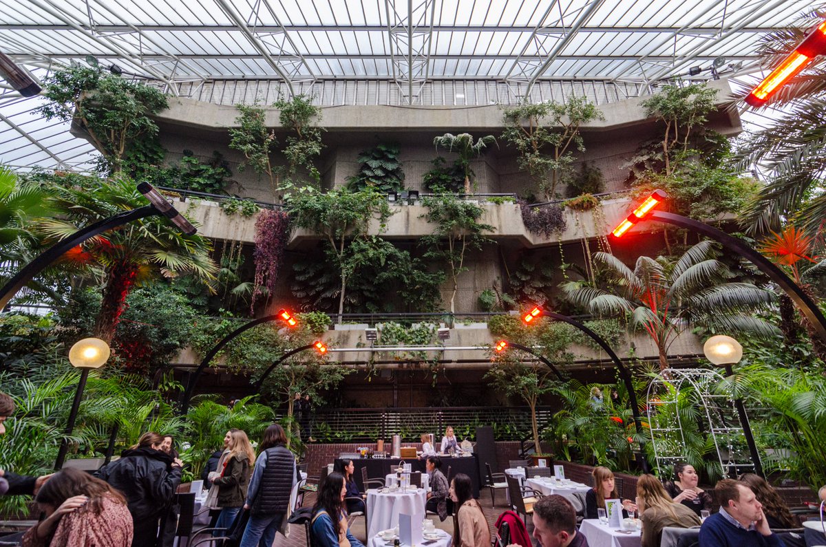 Being a British establishment, there is of course a white tablecloth café at the Barbican Conservatory as well.