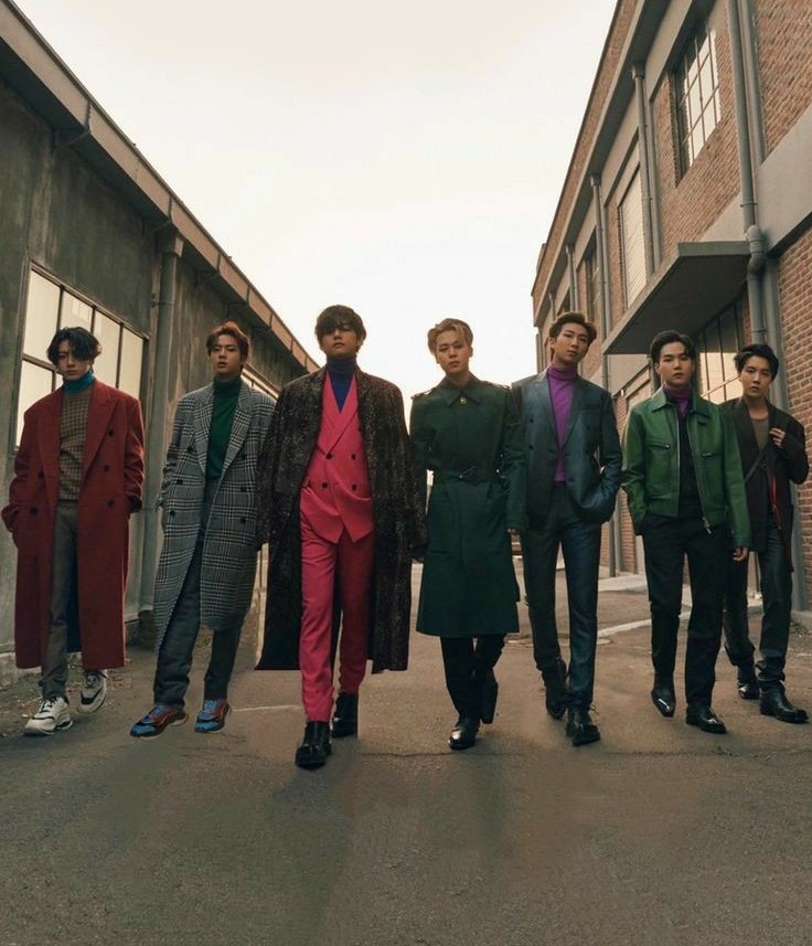 btstaeth's tweet photo. As nomeações para o Grammy saem hoje, torcendo para que os nossos meninos sejam indicados https://t.co/PR9U47bdAo