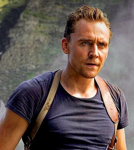 jakelinesanders's tweet photo. 2 Captains named James : Nicholls and Conrad.
#TomHiddleston #HiddlesNumbers @HiddlestonSpam https://t.co/I1OS3md6by