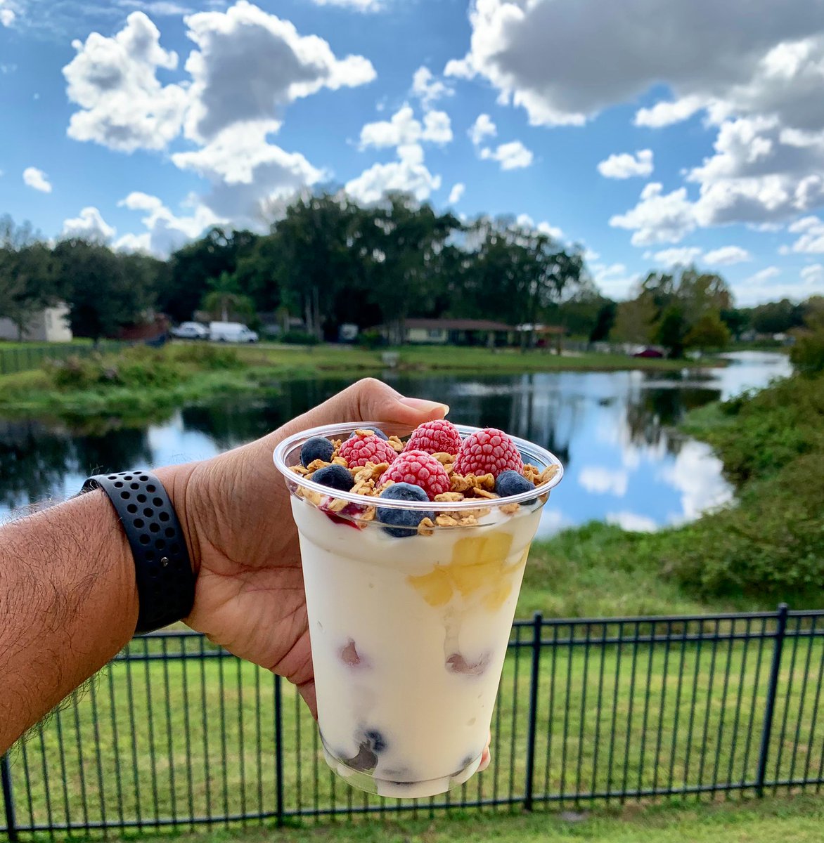 KappaCane's tweet photo. Eat Healthier. #Breffus #Parfait #IceCold🥶 #FatBoyEats😋 https://t.co/jpLBczfgGs