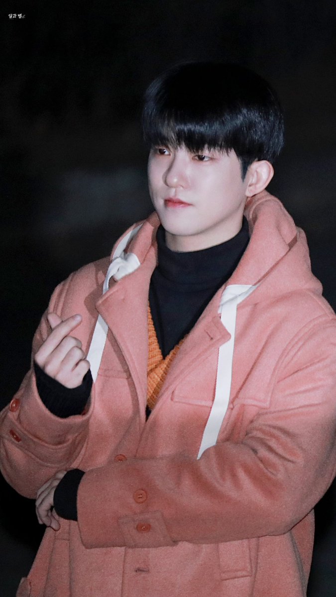 MAS_0302's tweet photo. 🎉🎂 Happy 25th DAEGWANG Day 🎂🎉
대광이의 생일을 축하해요🐬❤
#VOISPER #DAEGWANG #HBD🎉 https://t.co/OScPKkurtU