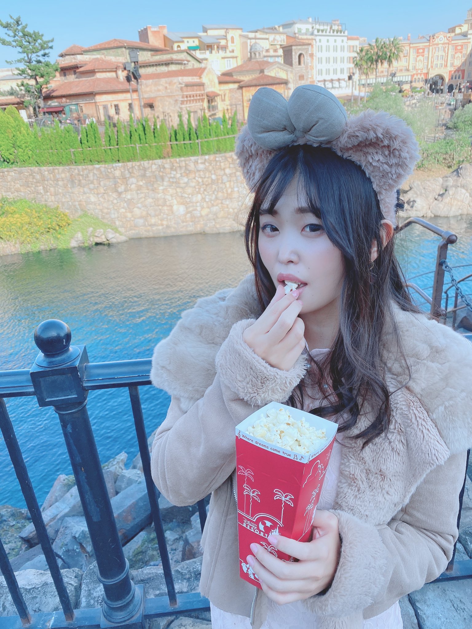中野りさ 1rt pt ディズニー行くとね ポップコーン食べたくなるよね ディズニーフォト Disney Modecon決勝 ミクチャ りさぺちしか勝たん T Co Xlrbcwbmqf Twitter