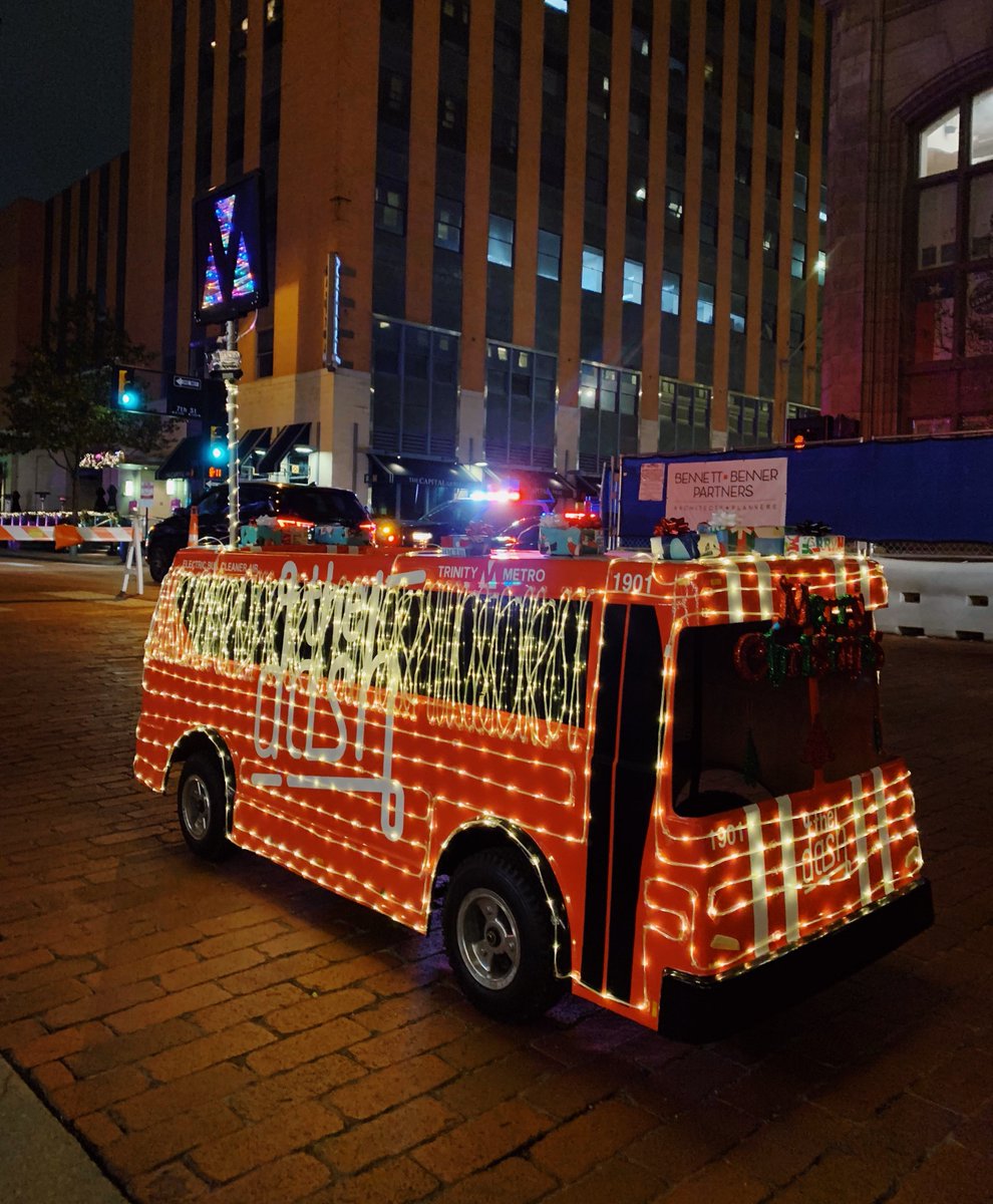 GM Financial Parade of Lights tweet media