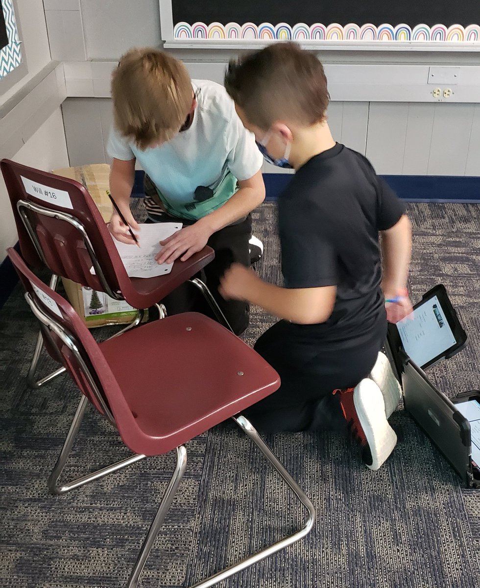 MrsLHelfrich's tweet photo. Competitive day in Room 4! #ThanksgivingDebates #VirtualKidsToo #TurkeyMathRace #WeAreSmartCookies https://t.co/zQ80fhRK3r