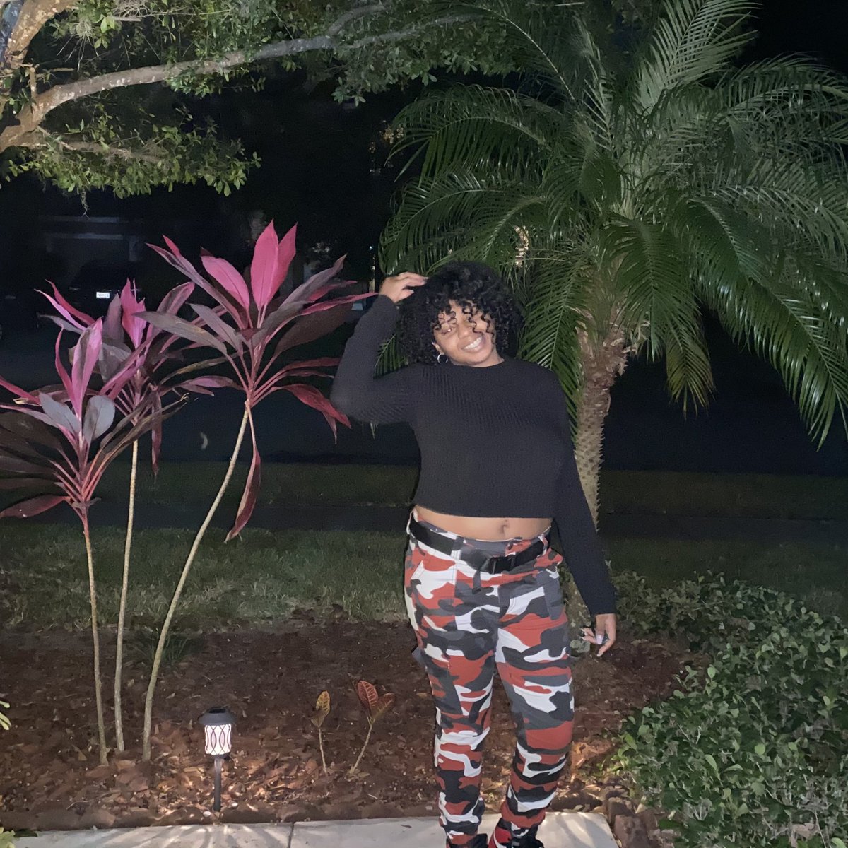EShafon's tweet photo. Happiness Starts from Within 🥰#curlyhair #selflove #Florida #glow #Beauty #November https://t.co/NUcqftkAGw