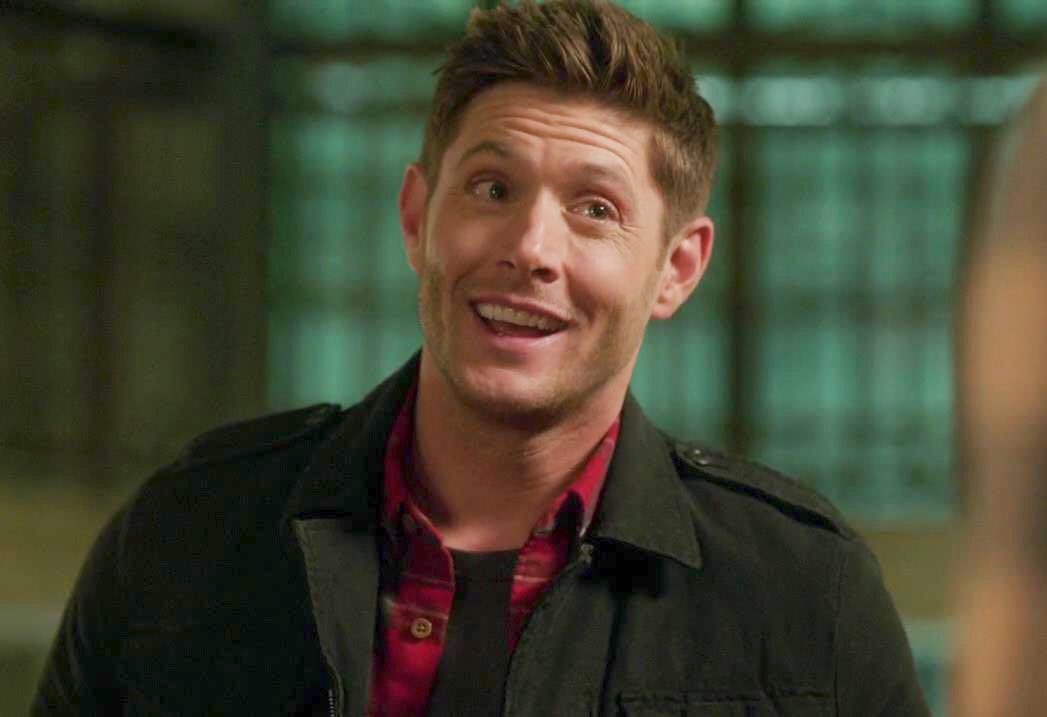 acklessoldier's tweet photo. hey guys! i was thinking we can do something to show jensen ackles how much we love and support him and dean winchester. i got a journal to fill with positive things that i'll give him @ jib 11 next year. (more infos in the pics)

please rt/share so more people can see this 💚 https://t.co/nBkuwgTJk5