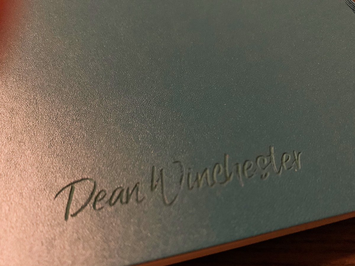 acklessoldier's tweet photo. hey guys! i was thinking we can do something to show jensen ackles how much we love and support him and dean winchester. i got a journal to fill with positive things that i'll give him @ jib 11 next year. (more infos in the pics)

please rt/share so more people can see this 💚 https://t.co/nBkuwgTJk5