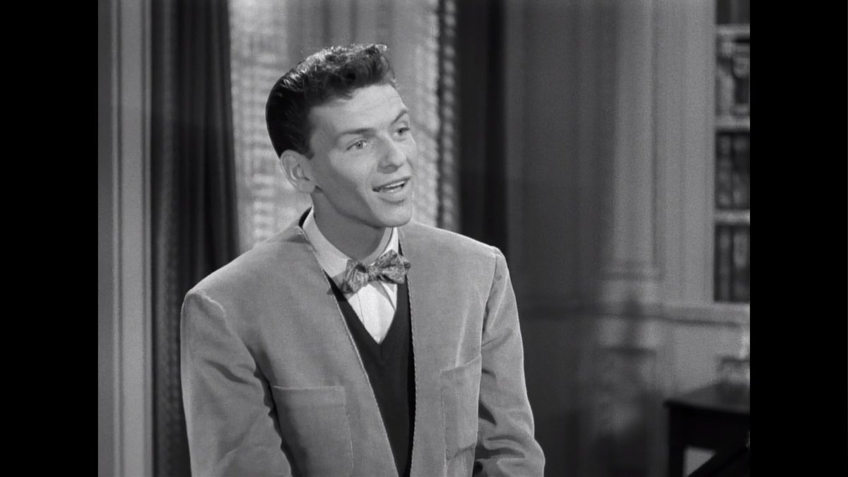 cinepastor's tweet photo. 1943. #FrankSinatra en "Higher and Higher" (#TimWhelan) https://t.co/QaikMvXt2c