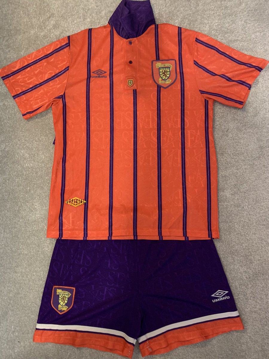HomeEndPrints's tweet photo. SCOTLAND EURO 2020 GIVEAWAY 🏴󠁧󠁢󠁳󠁣󠁴󠁿 

To win this mint condition Scotland away 93-95 away top &amp; shorts (original, not repro) AND a @homeendprints framed print of the SPFL club of your choice:

RT this post
Follow @HomeEndPrints 
Follow @HomeEndPrints on Instagram for an extra entry https://t.co/deRi16Q79a