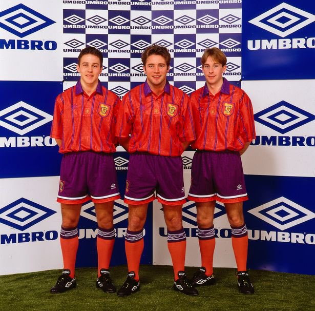 HomeEndPrints's tweet photo. SCOTLAND EURO 2020 GIVEAWAY 🏴󠁧󠁢󠁳󠁣󠁴󠁿 

To win this mint condition Scotland away 93-95 away top &amp; shorts (original, not repro) AND a @homeendprints framed print of the SPFL club of your choice:

RT this post
Follow @HomeEndPrints 
Follow @HomeEndPrints on Instagram for an extra entry https://t.co/deRi16Q79a