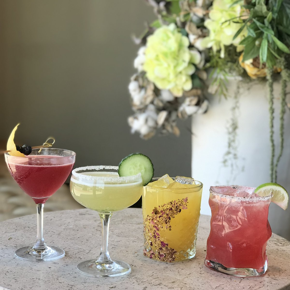 OsteriaPosto's tweet photo. Stock up your fridge for this Thanksgiving with our to go cocktails! Grab your favorite cocktails and mixers with your takeout order tonight ✨🍹✨ https://t.co/CD24JLX3Sx