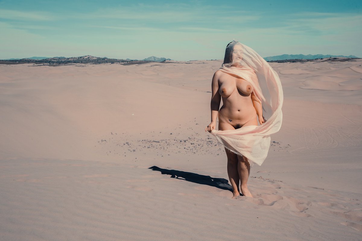 thormasterphoto's tweet photo. Longing for summer and warmer weather. See more on my exclusive content 
Model Lilias https://t.co/WVXlmazIqK