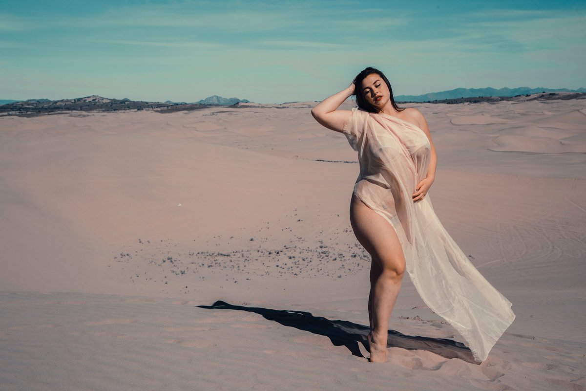 thormasterphoto's tweet photo. Longing for summer and warmer weather. See more on my exclusive content 
Model Lilias https://t.co/WVXlmazIqK