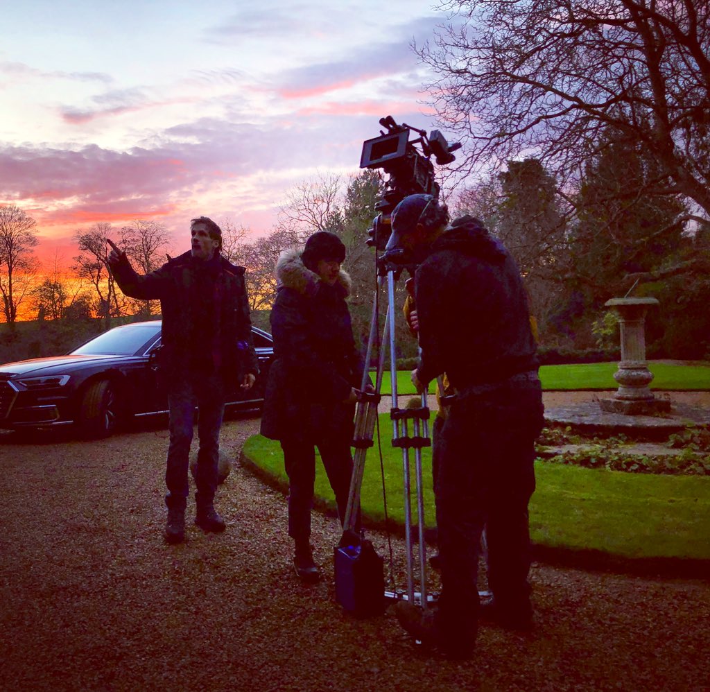 GilesAlderson's tweet photo. Day 2
#ladderpod
#sunset
#behindthescenes
#filmmaking
#TSioB https://t.co/xIWUKljuoH