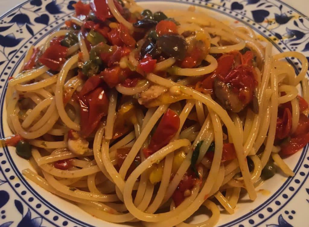 PASTA LOVERS😋

<a href="/homemadebybenny/">Fatto in casa da Benedetta</a> 

#tuesdayvibe 
#tuesdaymotivations