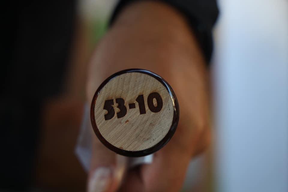 at_bats's tweet image. It’s all about the deets!

#RobCrozier #BatRep #BirdmanBats #SwingBirdman #SplitNotSawn #WoodBats #Custom #HandCrafted #Baseball #Beisbol #BaseballMom #BaseballDad #WinterWorkOuts #Hitting #OffSeason #CageBombs #OwnTheOffSeason #Training #BiggerThanBaseball