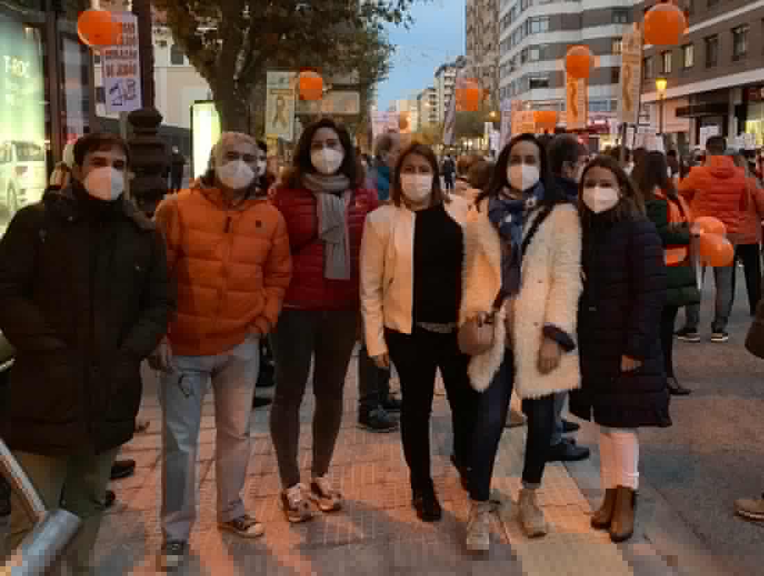 Una representación de nuestro centro ha acudido a la concentración de Burgos en protesta por la nueva ley educativa  #Burgos #StopLeyCelaá #ColegioNiñoJesúsBurgos