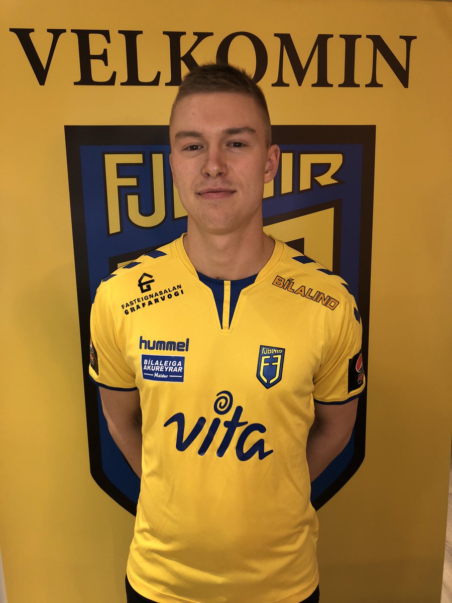 Andri Freyr Jónasson í Fjölni

Andri Freyr Jónasson hefur samið við knattspyrnudeild Fjölnis um að leika með meistaraflokki karla næstu þrjú tímabilin. 

#FélagiðOkkar