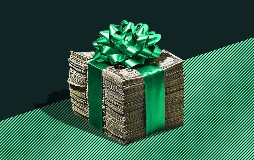 moneyfriendspod's tweet photo. Great insights from @kendall_little_'s recent @TIME piece.
On the latest #MoneywithFriends #podcast, @bobbirebell + @truetrae share their thoughts plus some tips on how to avoid overspending this #holidayseason.
https://t.co/ek2I0MoL7x https://t.co/xfJDnkPb2W
