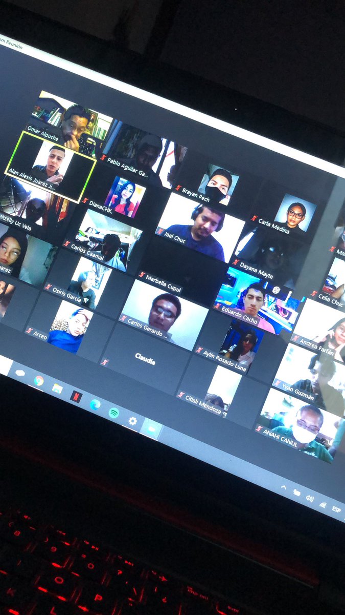 @PatrimonioTuristico Un día más de #ClaseVirtual con el profesor <a href="/omaralpuche/">omar alpuche leal</a>  llenándonos de sabiduría 👌🏼