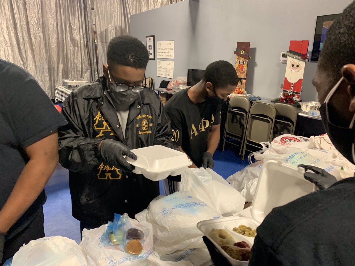 The brothers of the Kappa Kappa Chapter partnered with the Omicron Zeta Lambda Chapter to prepare and deliver Thanksgiving plates at Brother M&amp;N Augustine’s Foundation here in Fayetteville. Servants of all!