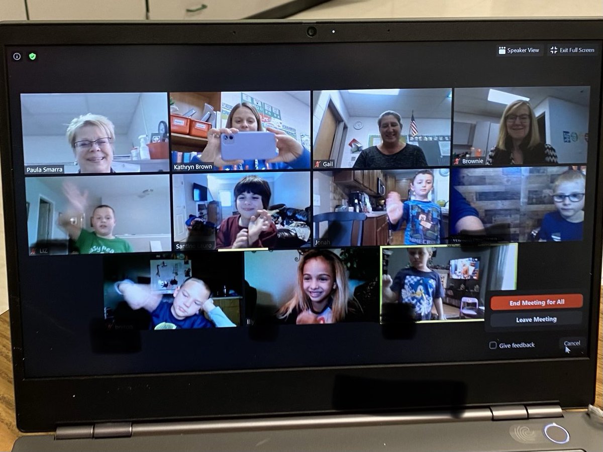 kmbrown1213's tweet photo. We had a great two days of remote learning. We read books, disguised turkeys, and danced to turkey songs. Have a safe and happy Thanksgiving! 🍽 🦃 https://t.co/m7EZ8INrVR