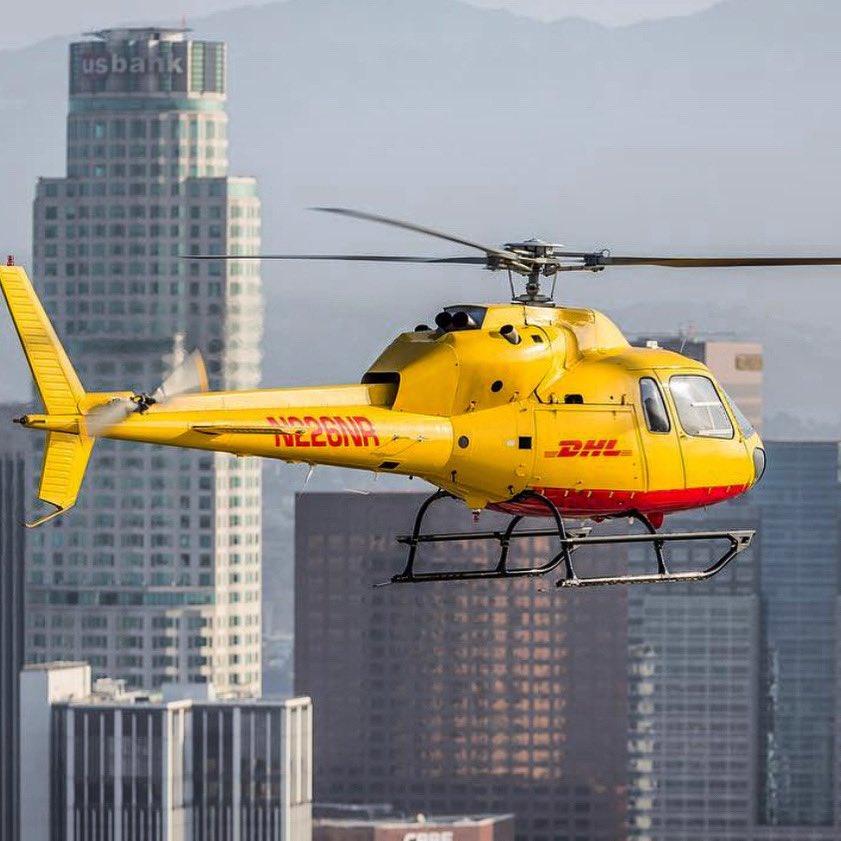 Helinet's tweet image. Special delivery for #TakeOffTuesday with @Helinet and @DHLUS!

With daily runs to and from the airport to Downtown Los Angeles, Helinet helps the DHL team get their customer’s packages where they need to be.

#Helinet #DHLHelicopter #SpeedofYellow #Helicopter #DHL #DHLExpress