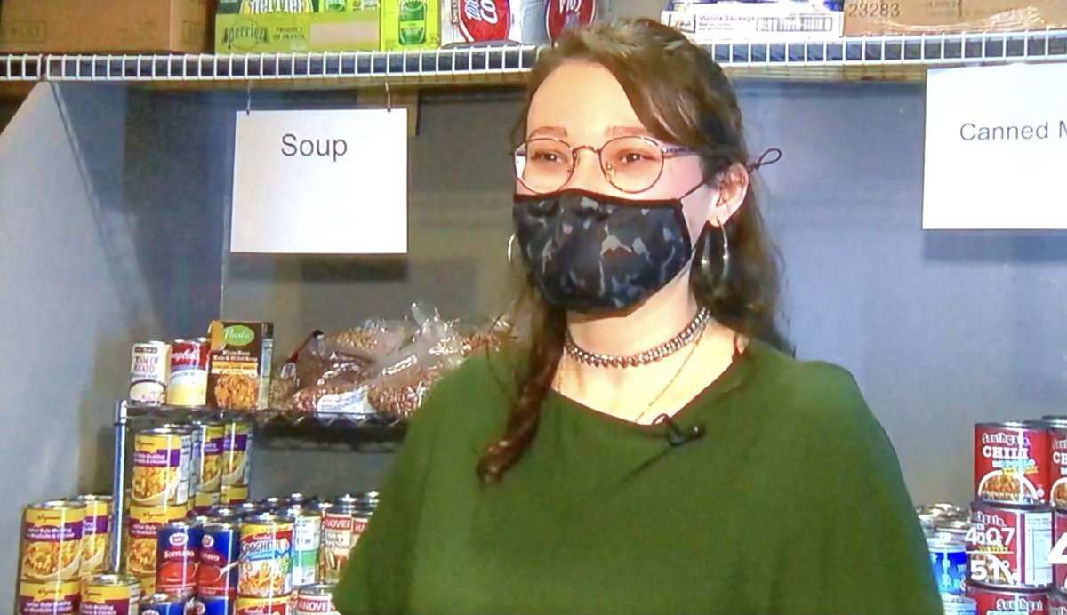 avilafoodpantry's tweet photo. Check THIS out - you can bet there’s a big smile under that mask as @AvilaUniversity’s own Lea Morvan (Food Pantry Coordinator) gets interviewed by @41actionnews
📺 Tune in to KSHB TV at 6 PM tonight! 📺
#ouravila #AUNation #eagleempire #protectyourflock https://t.co/Je5hSNe5Vv