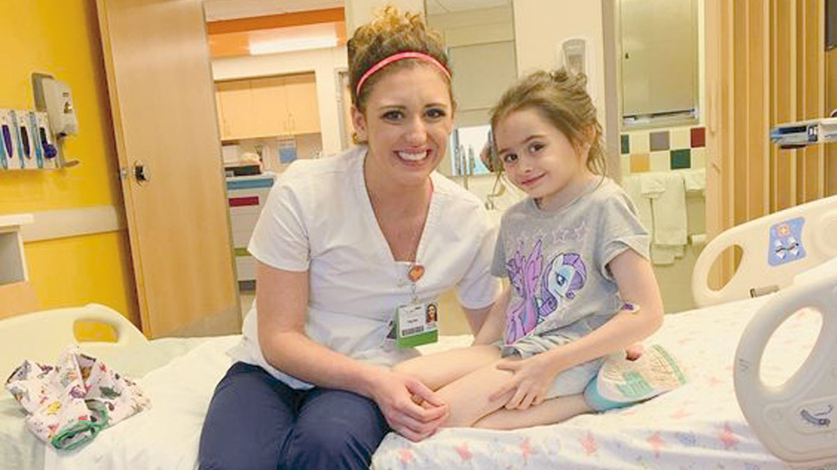 HospHomes's tweet photo. As #GivingTuesday approaches, we encourage you to reflect on who may need some extra help this holiday season. At this challenging time, the patients we serve need your support now more than ever. Pictured: HH guest Haylee Shrake with 8 year old daughter  and patient, Tenleigh https://t.co/ZtzkXoh0yl