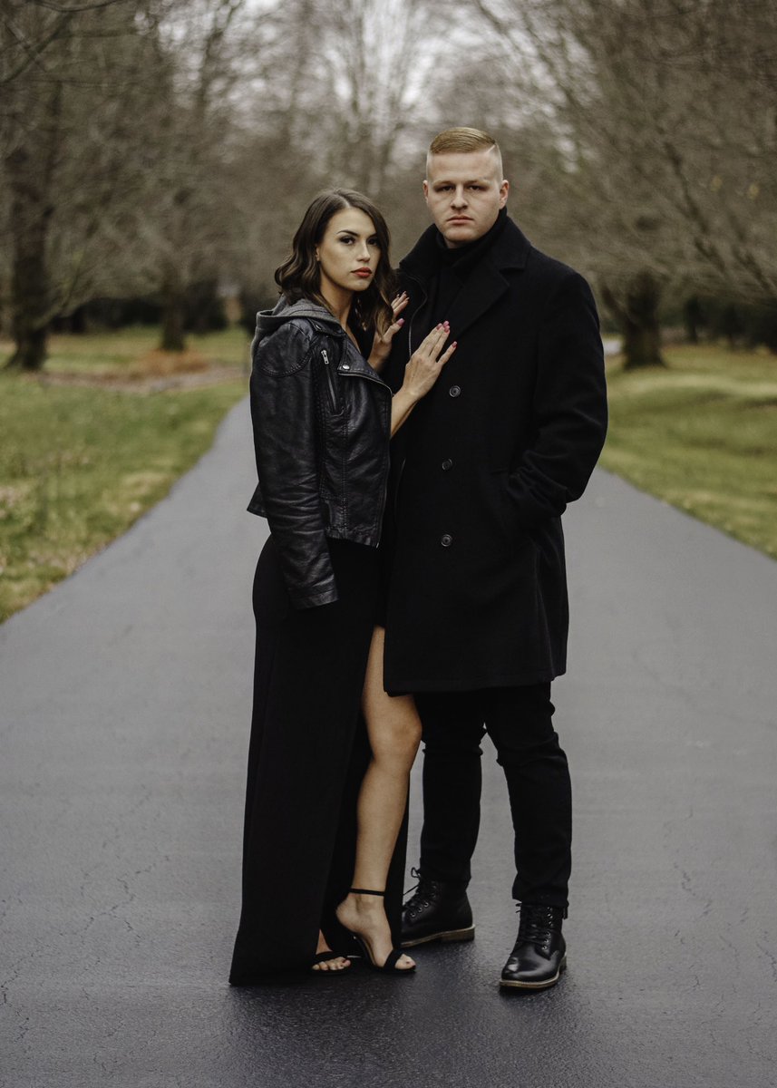 EvannMcClintock's tweet photo. 🥀🖤 @hannahrexroad 

📸 Norma Nuñiga https://t.co/EABZgIaIFI
