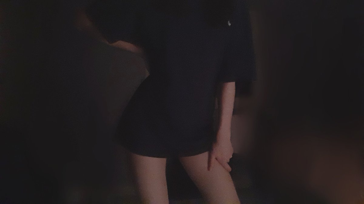 밑글에 있는건 교복 치마가 아니라 그냥 티였다는 사실 ㅎㅎ

#섹트 #sm플 #코스프레플 #도그플 #펨섭 #멜돔 #로프버니 #성향자 #초보펨섭