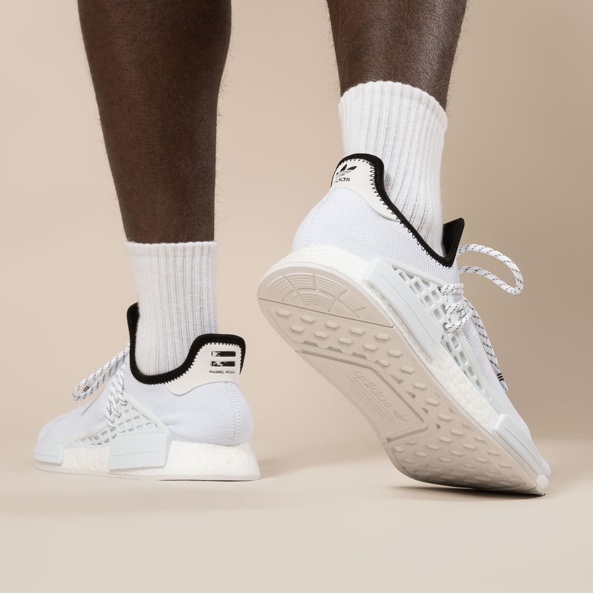 pharrell x nmd white